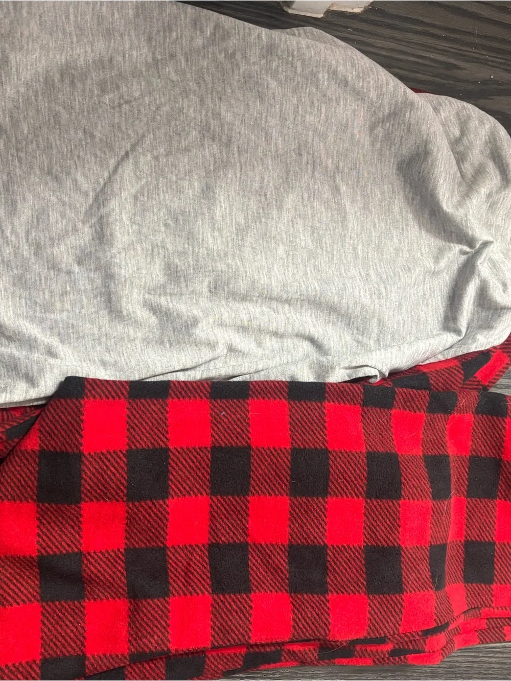 ❗️3/$15❗️Kids Red Buffalo Plaid 'Happy Holidays' Pajama Set